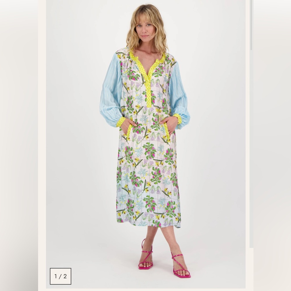 NWT ME369
HANNA PLACKET PURA VIDA DRESS